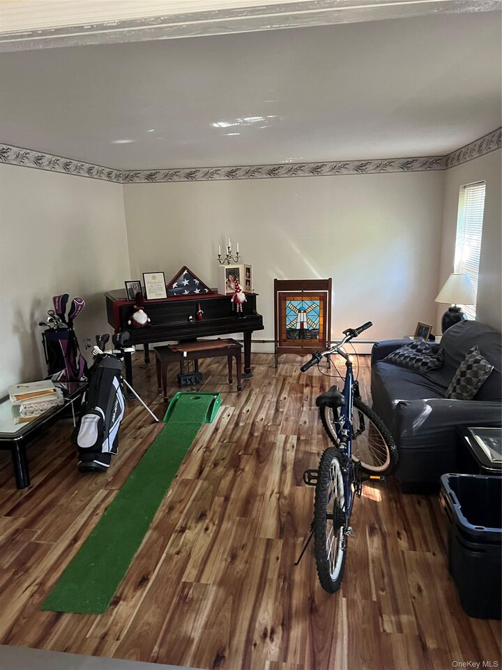 Property Photo:  82 Chestnut Street  NY 11766 
