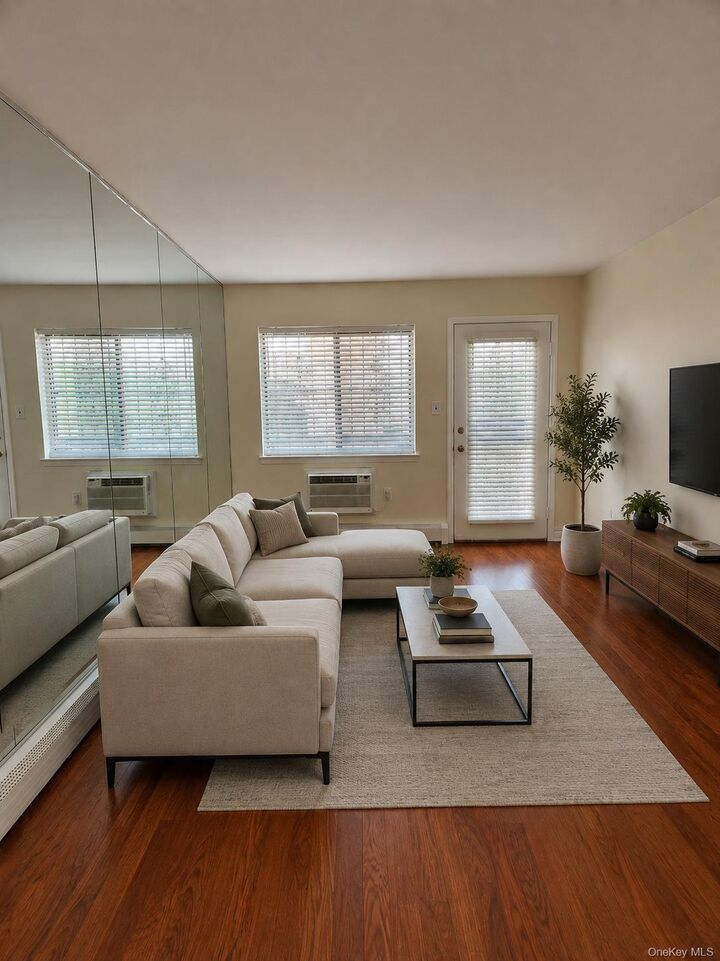 Property Photo: 9711 N Conduit Avenue 2C NY 11417