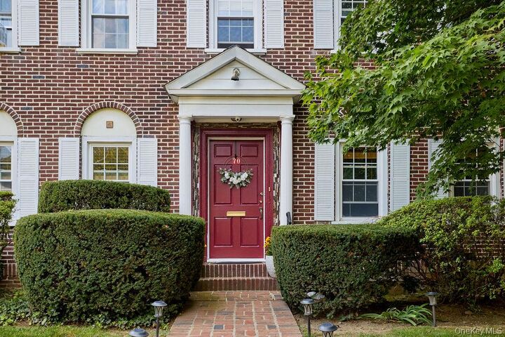 Property Photo:  70 Frederick Place  NY 10552 