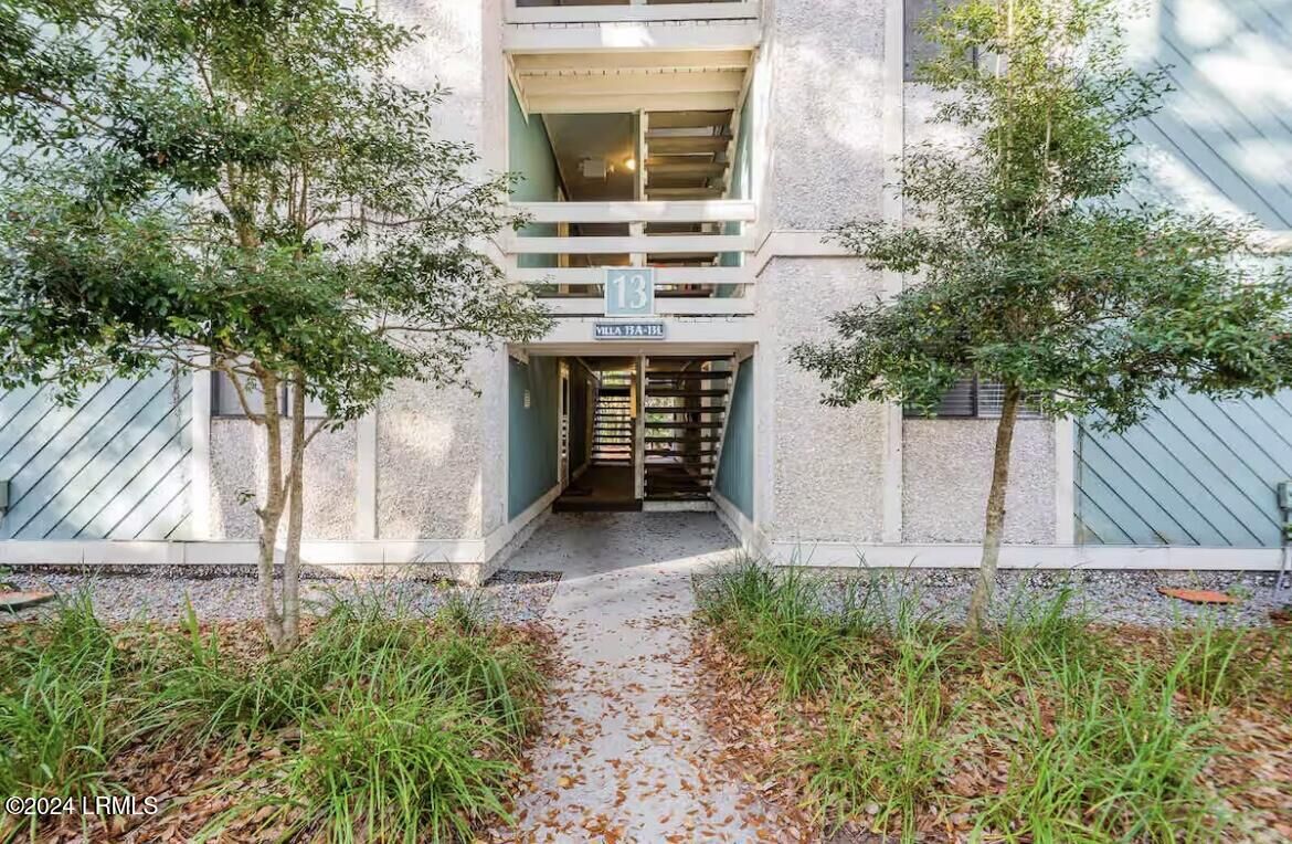 Property Photo: 45 Folly Field Road 13E SC 29928
