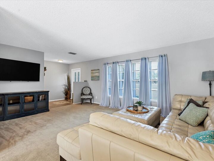 Property Photo:  6733 Pennsylvania Avenue  FL 34243 