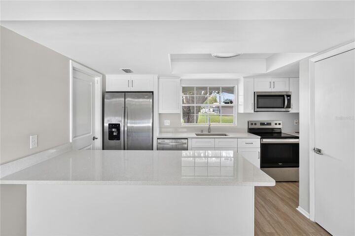 Property Photo:  1442 Canterbury Circle  FL 32707 