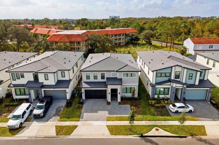 Property Photo:  5803 High Seas Drive  FL 32821 