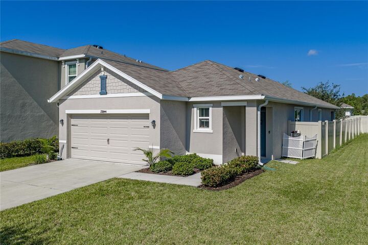 Property Photo:  32844 Brooks Hawk Lane  FL 33543 