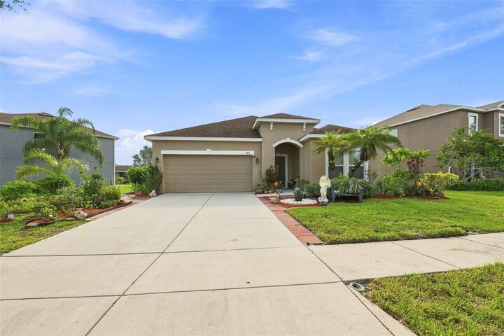 Property Photo:  803 Parker Den Drive  FL 33570 
