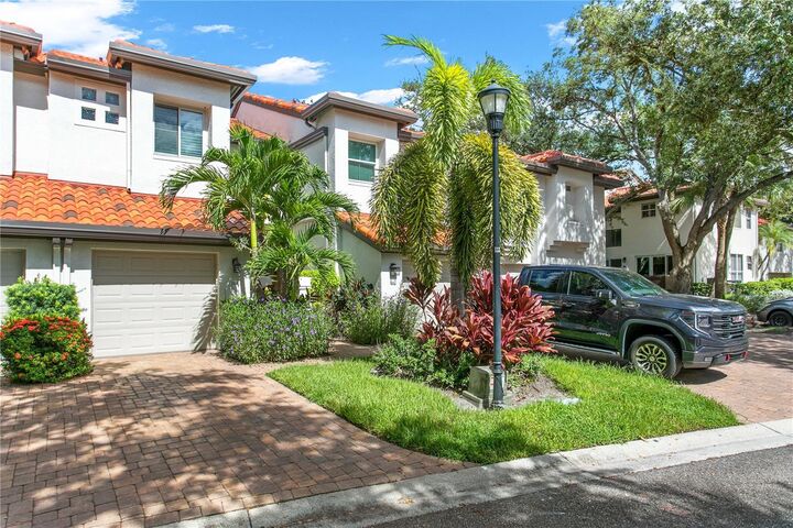 Property Photo: 1116 Shipwatch Circle FL 33602