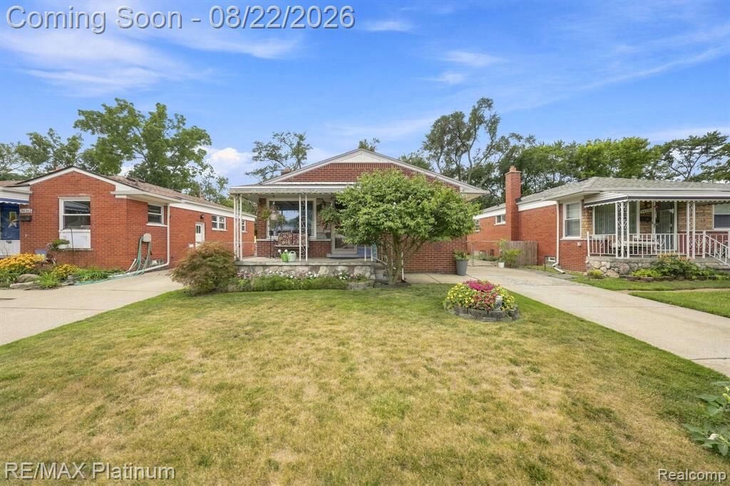Property Photo:  24371 Currier Street  MI 48125 1845 