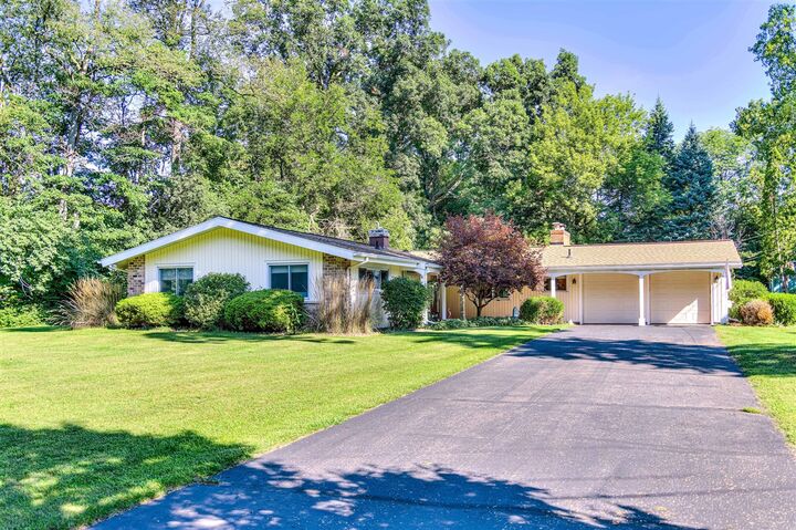 Property Photo: 1844 N Walmont Road MI 49203-5272