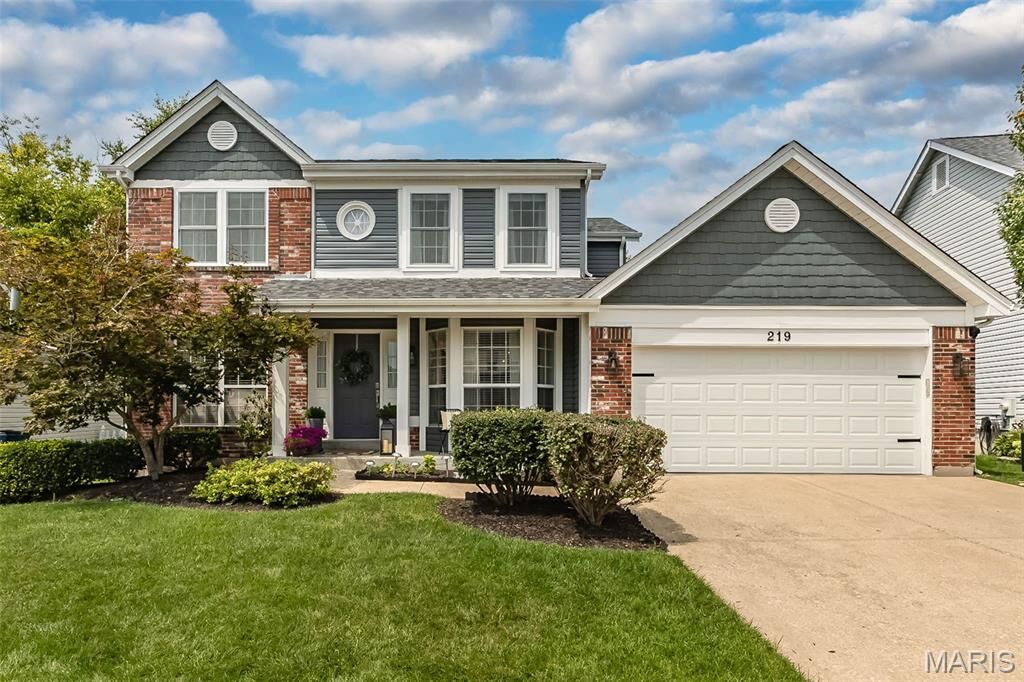 Property Photo:  219 Cheval Square Drive  MO 63005 