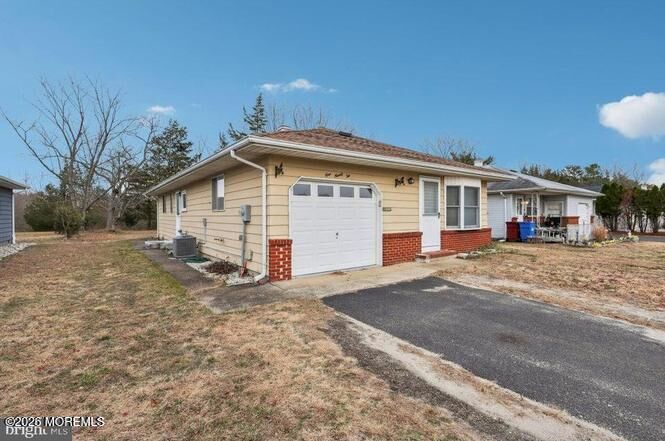 Property Photo:  192 Charlotteville Drive S  NJ 08757 
