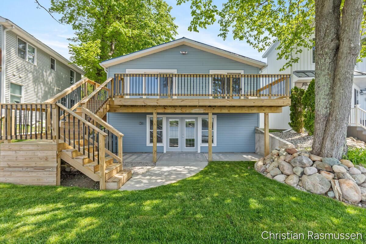Property Photo:  1025 Adams Street NW  MI 48888 