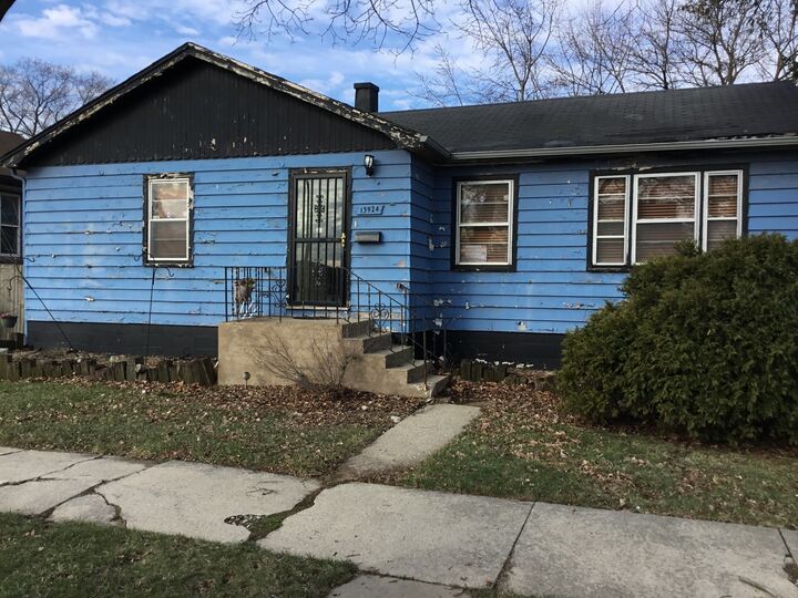 Property Photo: 13924 S Michigan Avenue IL 60827