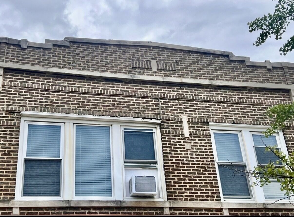Property Photo: 6619 Cermak Road 2F IL 60402