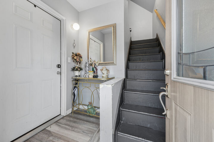 Property Photo:  4522 Lawndale Avenue  IL 60534 
