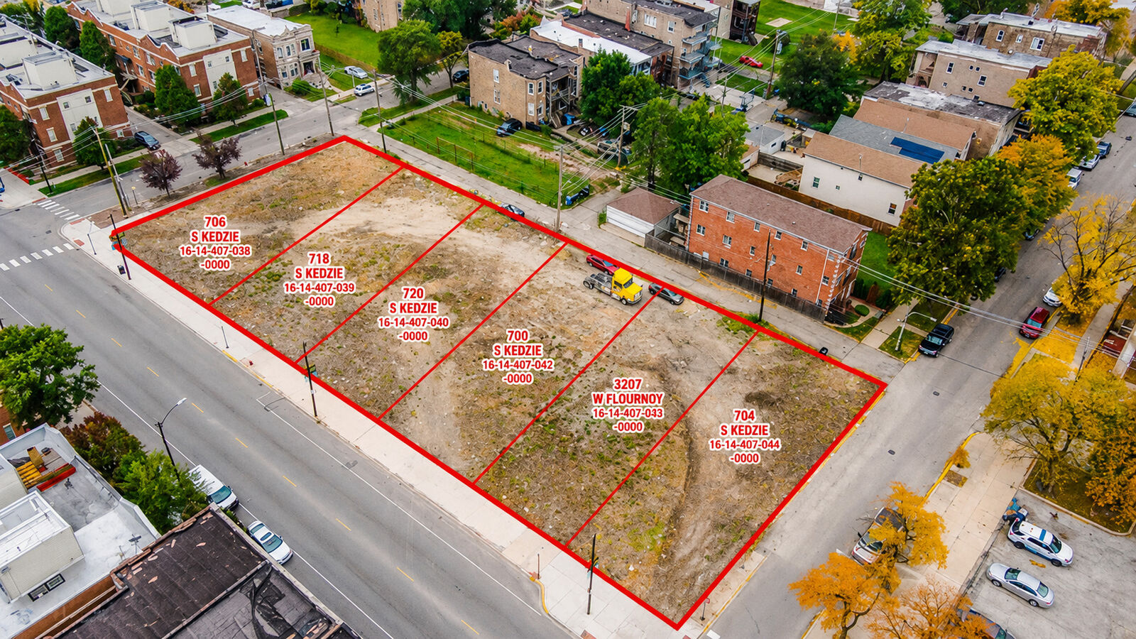 Property Photo:  700 S Kedzie Avenue  IL 60612 