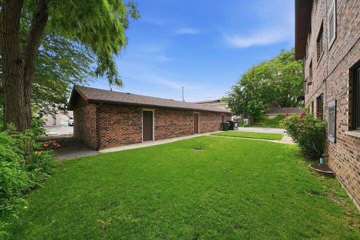 Property Photo: 9535 S 54th Avenue 3N IL 60453