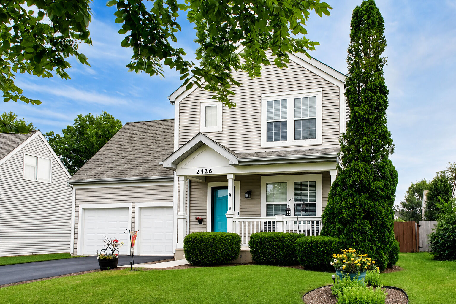 Property Photo: 2426 Montclair Lane IL 60538