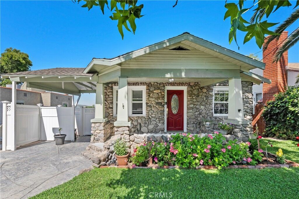 Property Photo:  10739 Helendale  CA 91042 