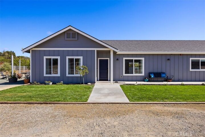 Property Photo: 169 Cimarron CA 93420