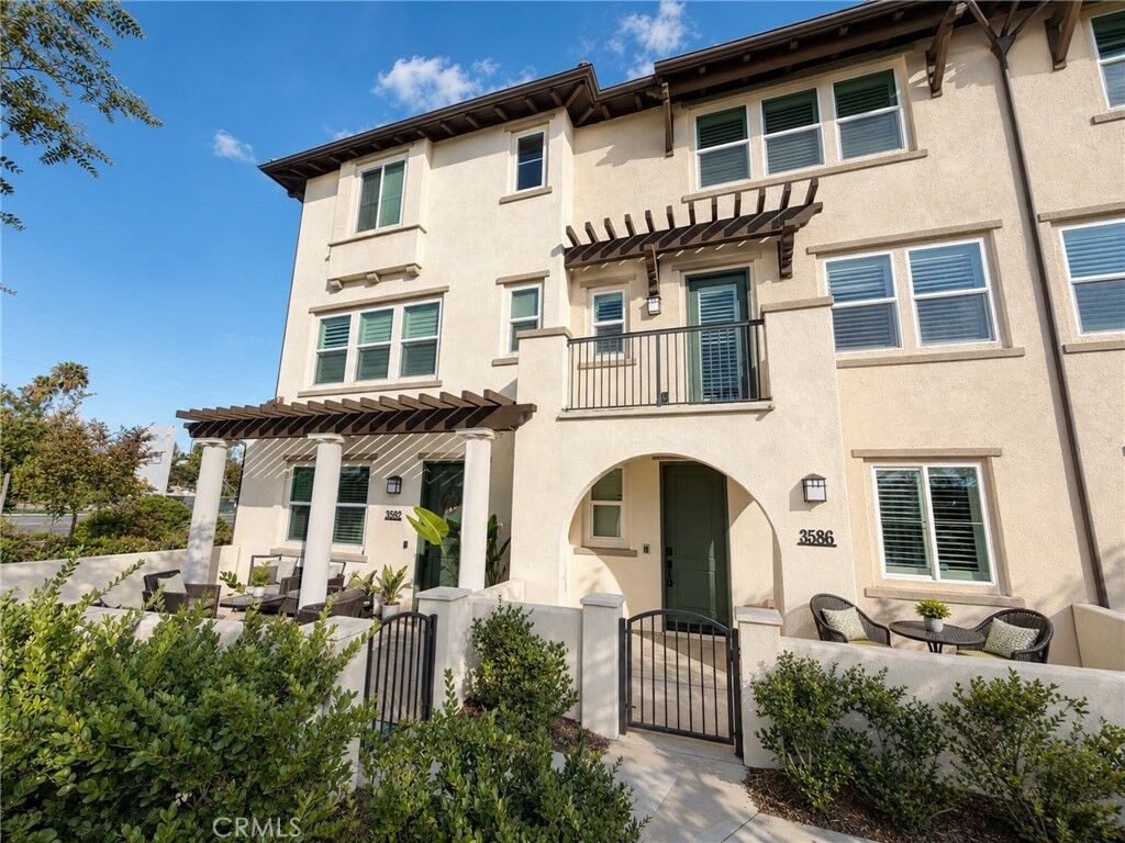 Property Photo: 3586 Conner Way CA 92056