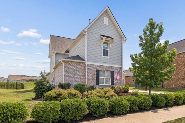 Property Photo: 251 Croft Way TN 37122