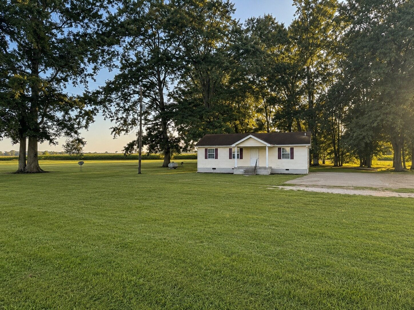 Property Photo:  686 Johnson St  TN 37043 