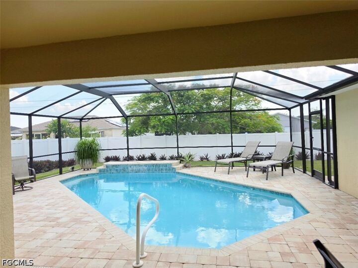 Property Photo: 4137 SW 10th Avenue FL 33914