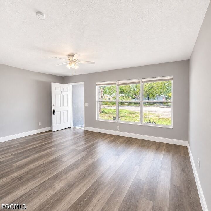 Property Photo: 4919 York Street 1 FL 33904