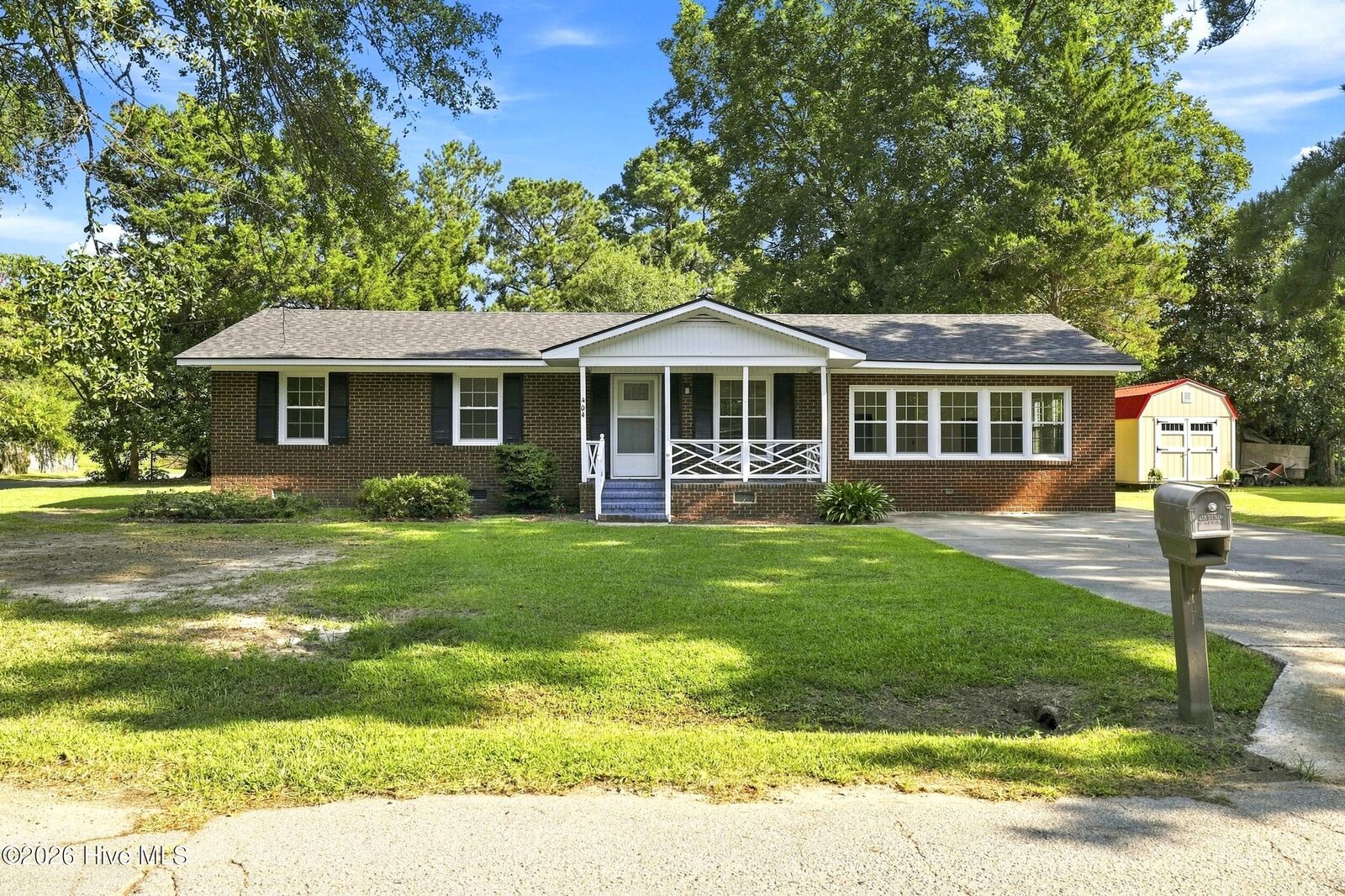 Property Photo: 404 W Green Street NC 27871