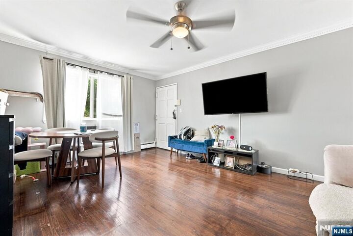 Property Photo:  61 Union Avenue B6  NJ 07109 