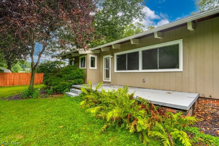Property Photo:  570 Mardon Avenue  OH 44303 