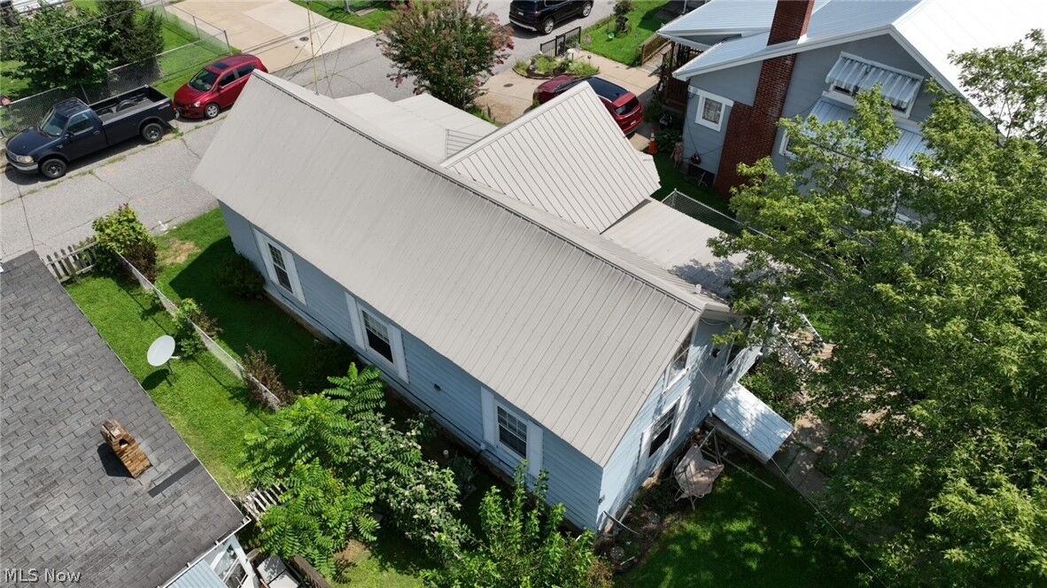 Property Photo: 1406 40th Street WV 26104