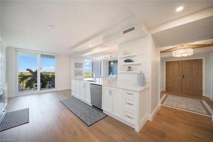 Property Photo:  7515 Pelican Bay Blvd 6B  FL 34108 