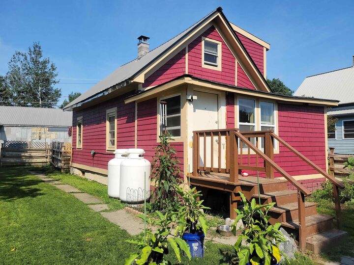 Property Photo:  41 Depot Street  NH 03584 