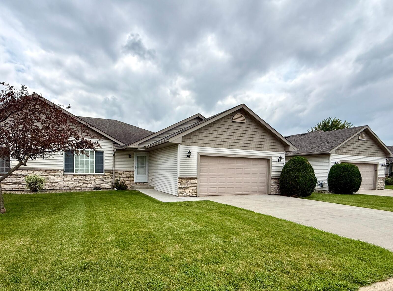 Property Photo:  4528 Prairie View Place NW  MN 55901 