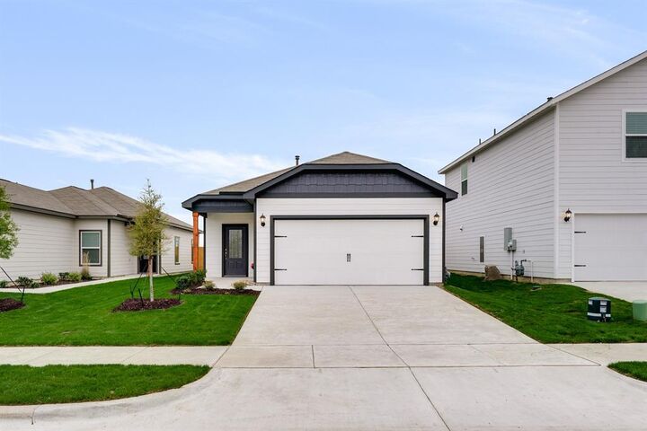 Property Photo:  3912 Starry Night Cove  TX 75092 