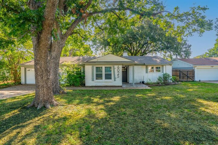 Property Photo: 6025 Wester Avenue TX 76133