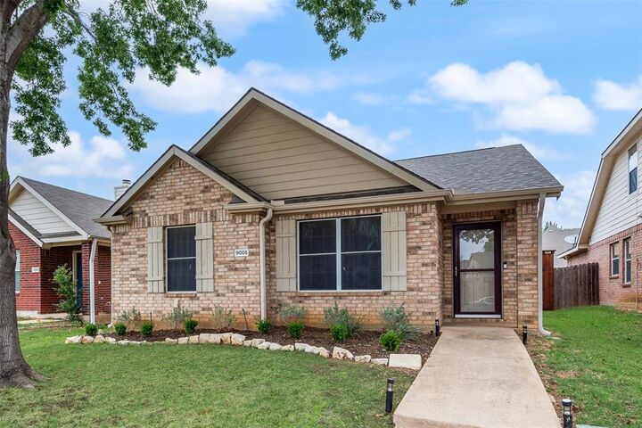 Property Photo: 9005 Stewart Street TX 76227