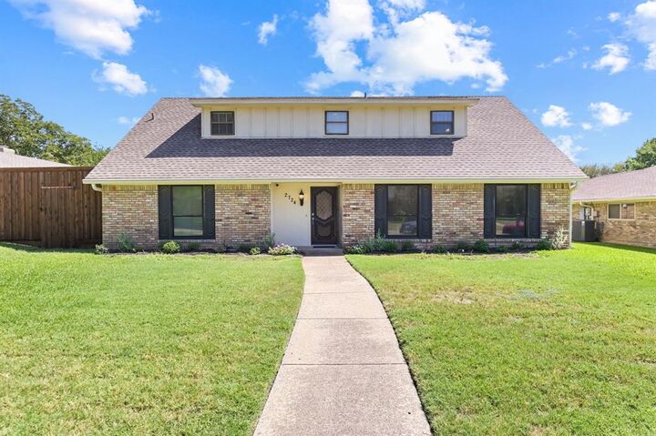 Property Photo: 2724 Glen Forest Lane TX 75023