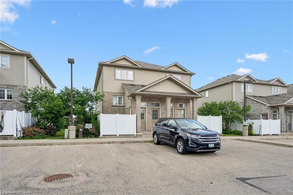 Property Photo: 240 Westmeadow Drive 5A ON N2N 0A1