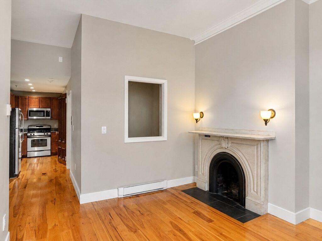 Property Photo: 113 Beacon St F-5 MA 02116