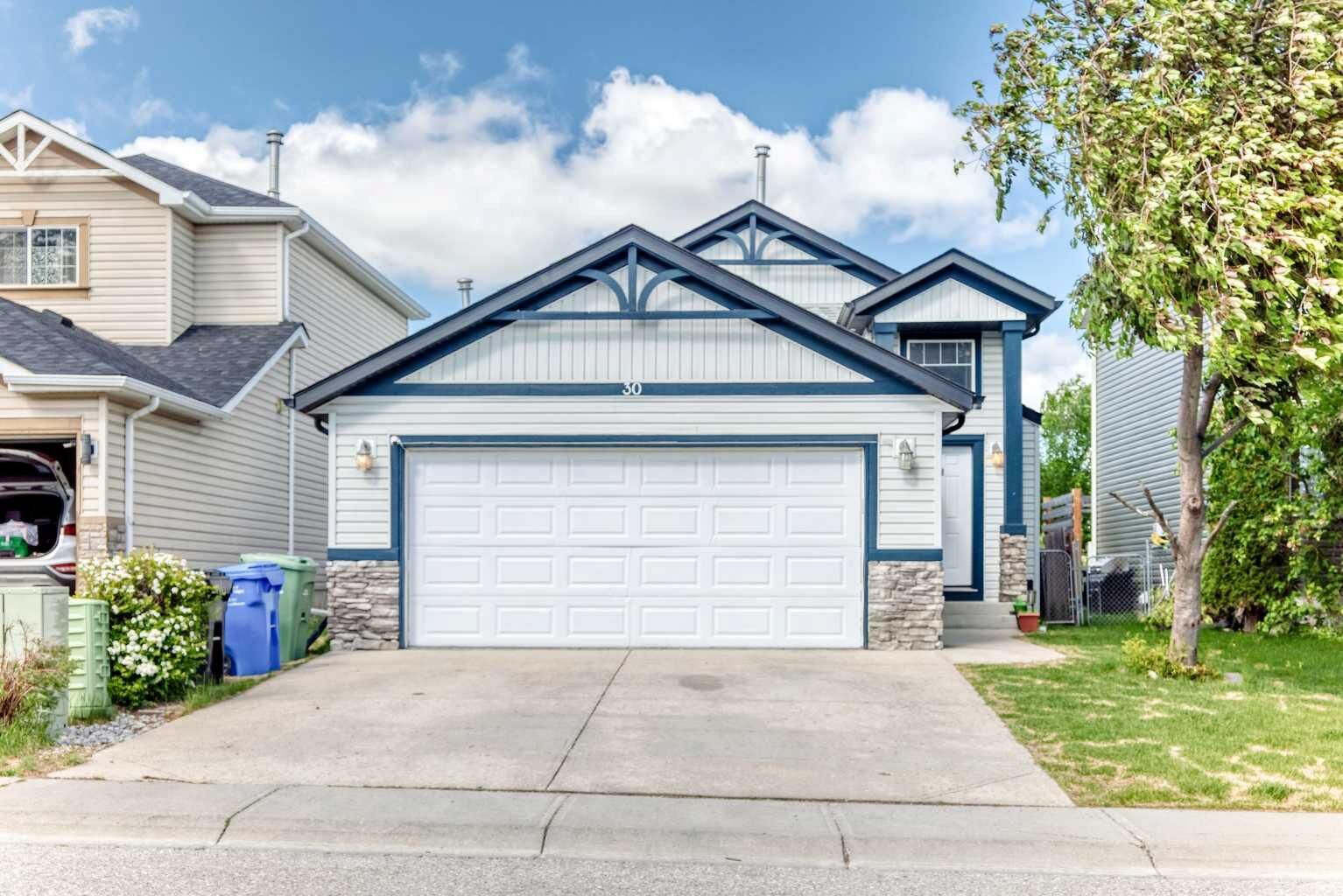 Property Photo: 30 Covehaven View NE AB T3R 1S6