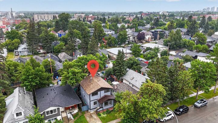 Property Photo: 1608 3 Street NW AB T2M 2X8
