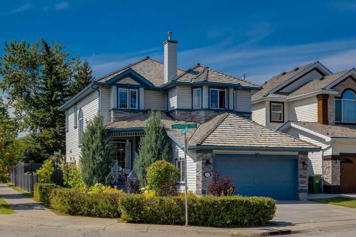 142 Springbank Crescent SW — photo 1