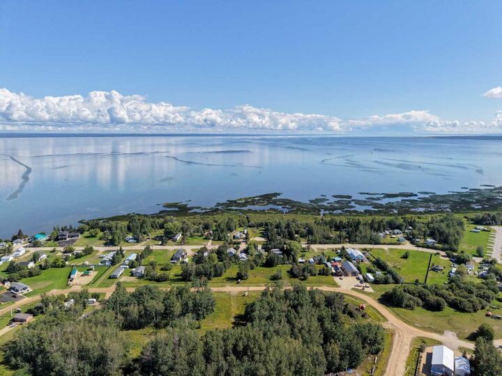 Property Photo: 11 Monteith Drive AB T0G 1J0