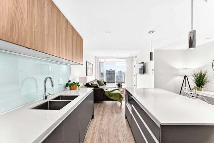 1122 3 Street SE 2908 — photo 1