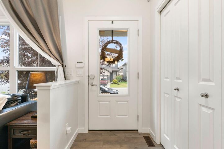Property Photo: 524 Midtown Street SW AB T4B 4E2