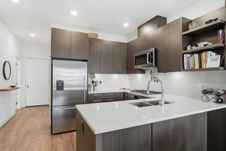 Property Photo: 88 9 Street NE 628 AB T2E 4E1