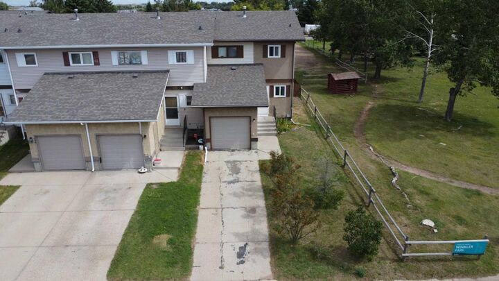 Property Photo: 130 Winkler Drive AB T0J 1P0