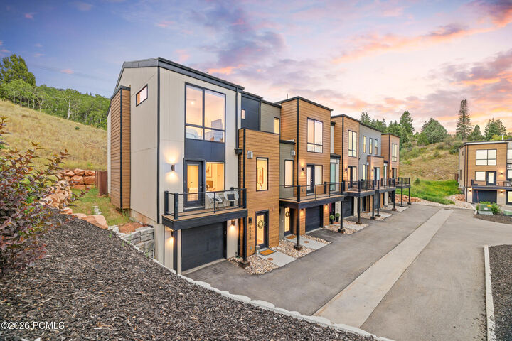 Property Photo:  4359 W Discovery Way  UT 84098 